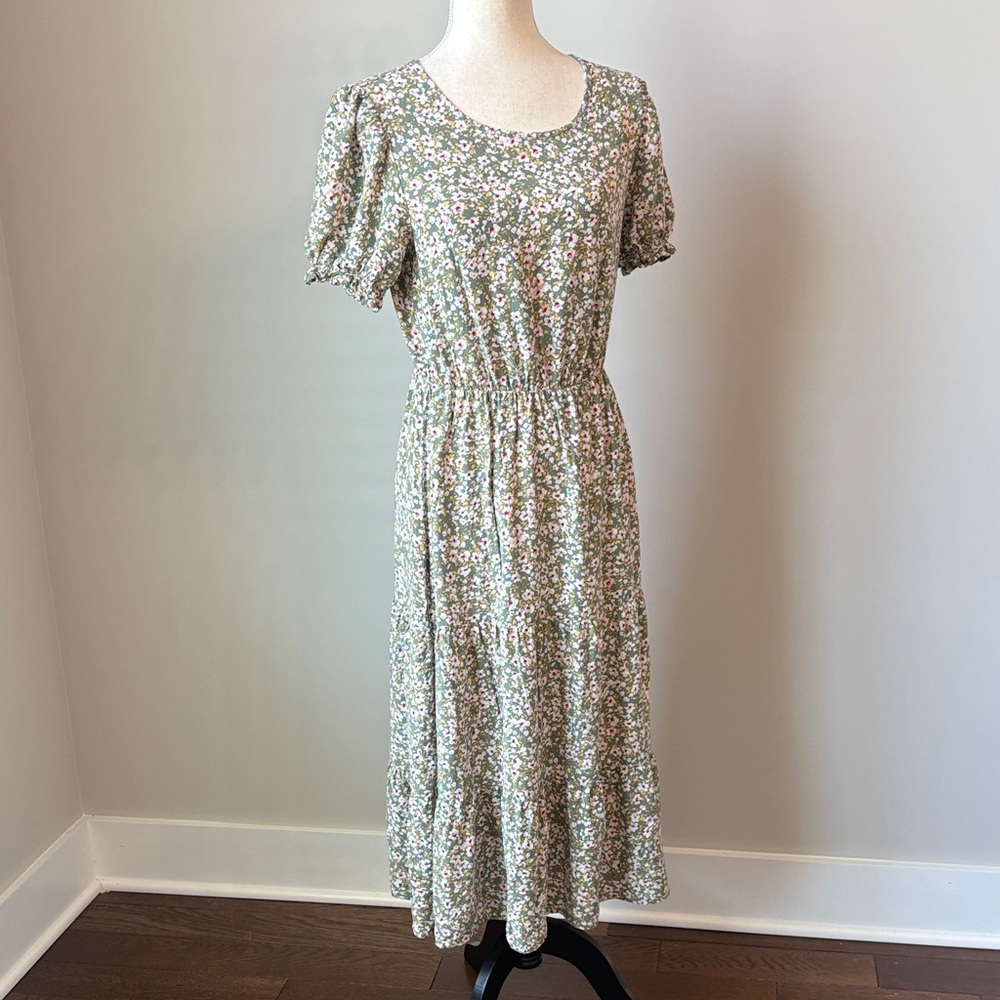 Floral Midi Dress in Green